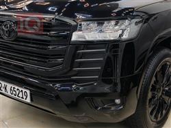 تۆیۆتا لاند کروزەر